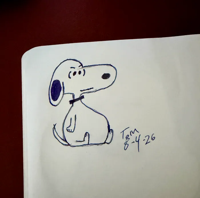 A simple sitting Snoopy sketch.